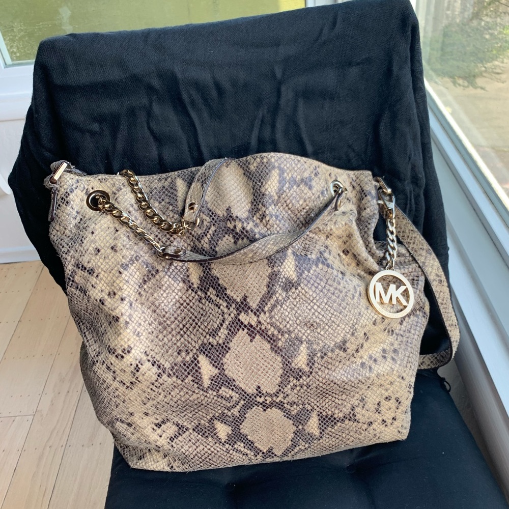 Michael Kors purse